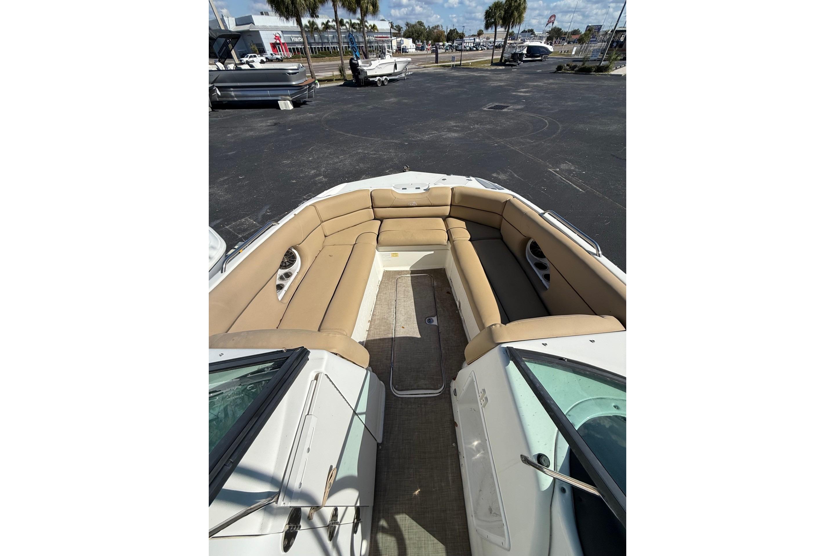 2020 NauticStar 243 DC