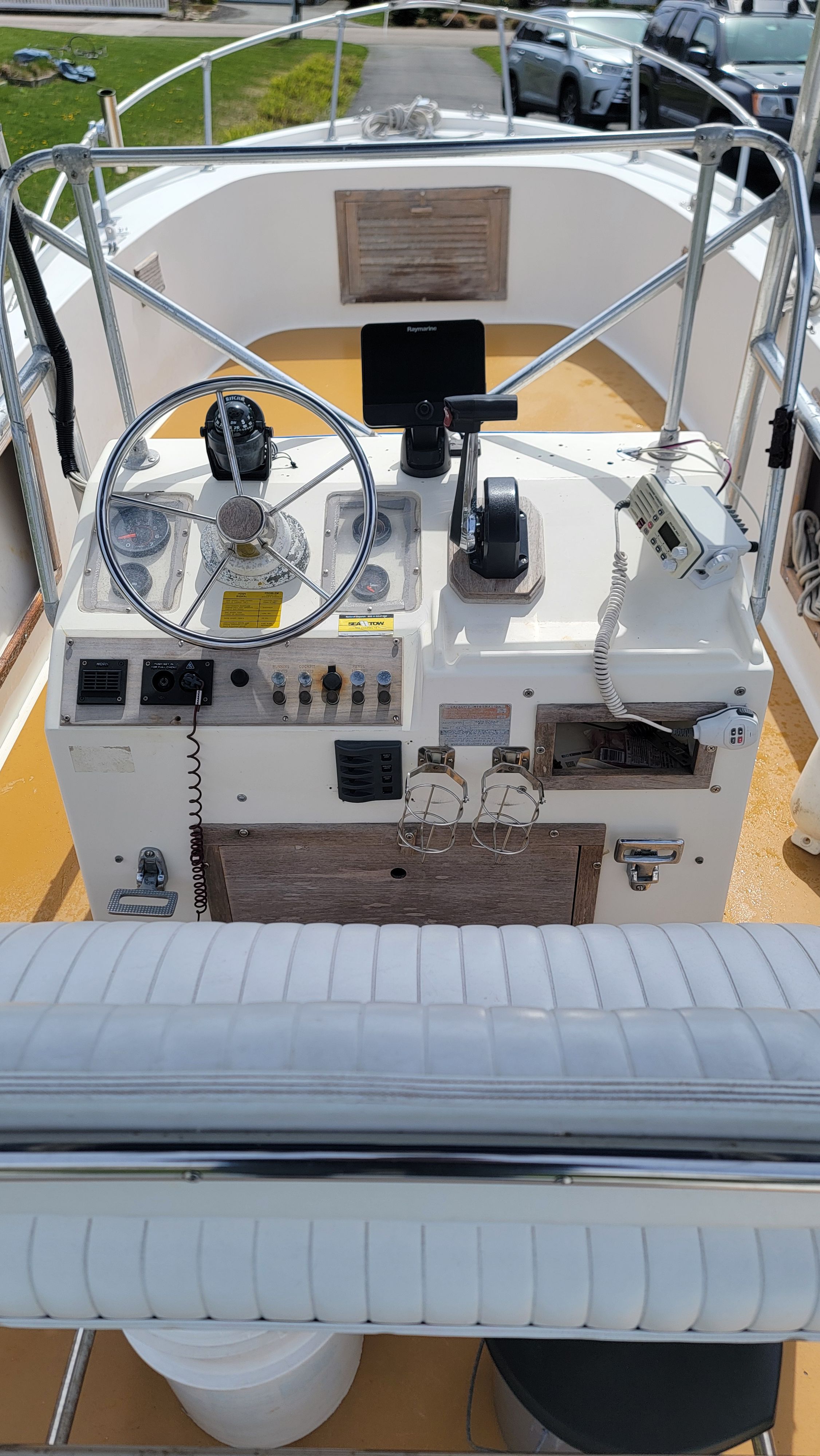 1975 Mako Center Console - 6