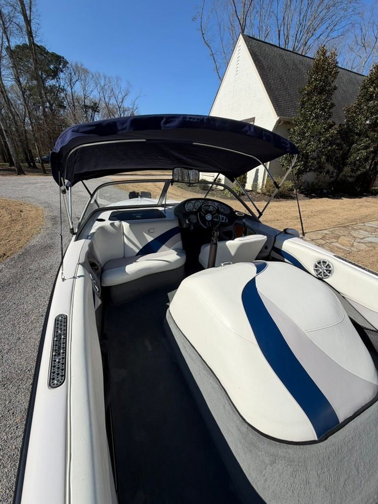 2005 Correct Craft Ski Nautique - 3