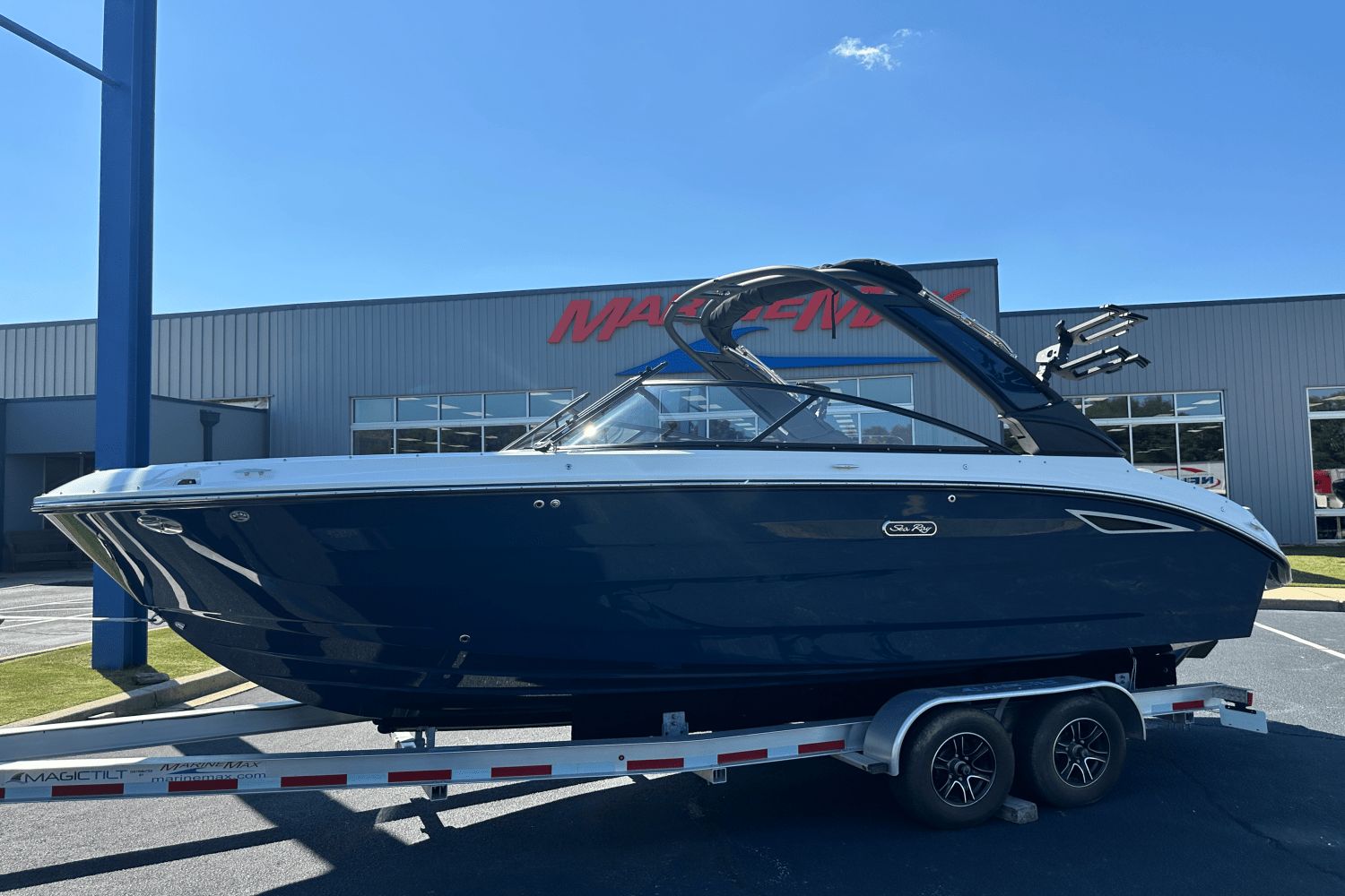 2026 Sea Ray SDX 250 Surf