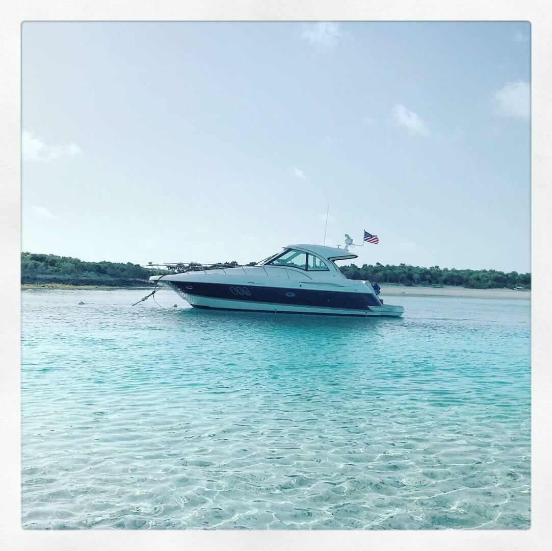 2011 Cruisers Yachts 420 Sports Coupe - Image 2