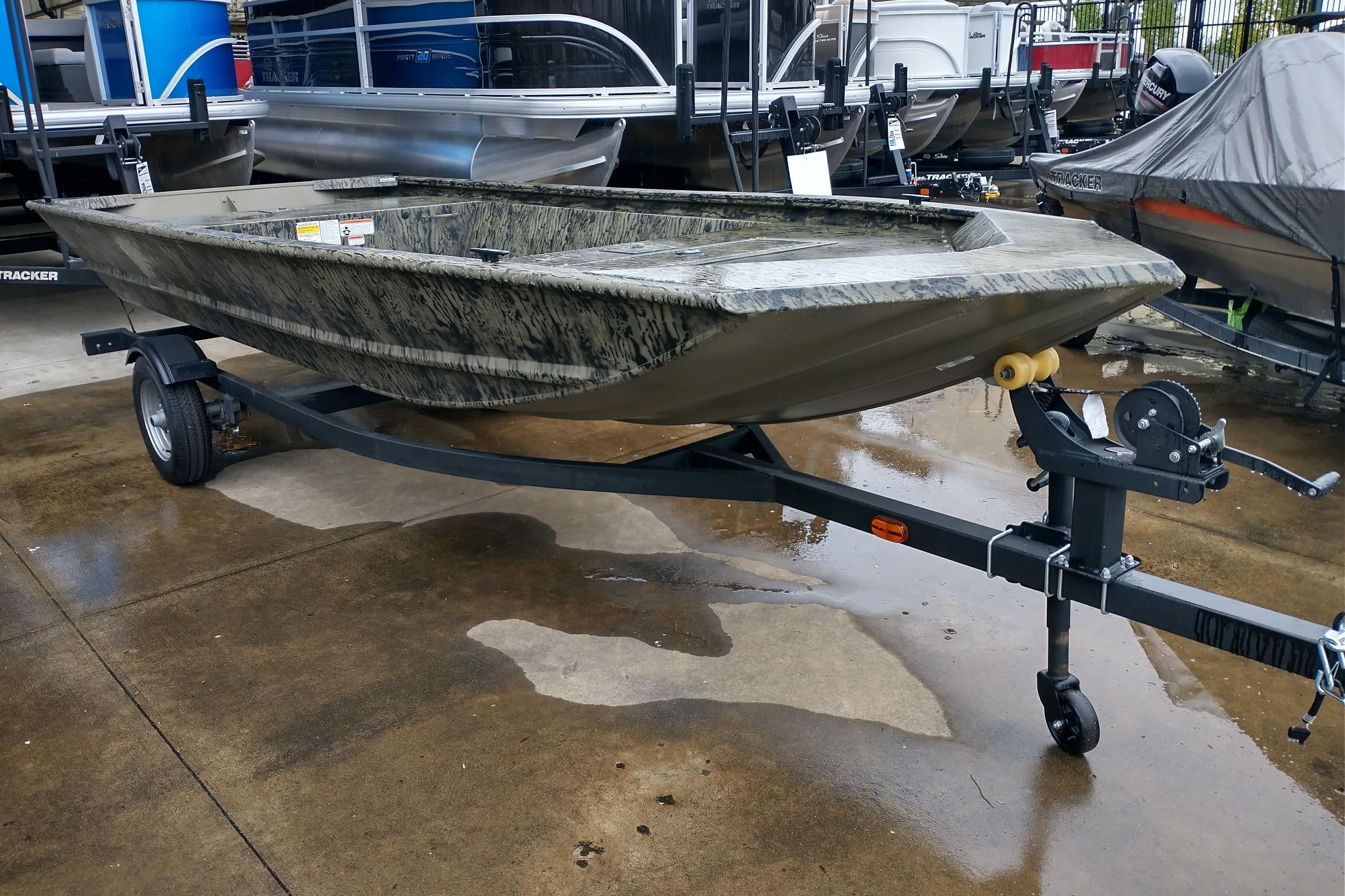 2026 Tracker Grizzly 1648 Utility