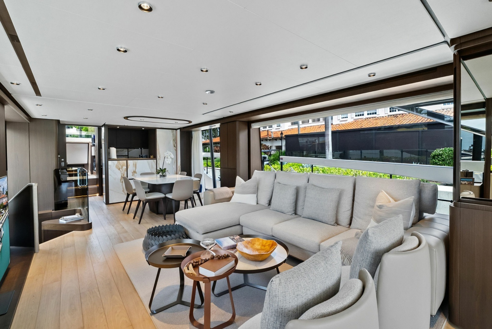 2023 Ferretti Yachts 860 - Image 38