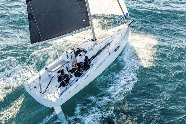 2025 Beneteau First 30