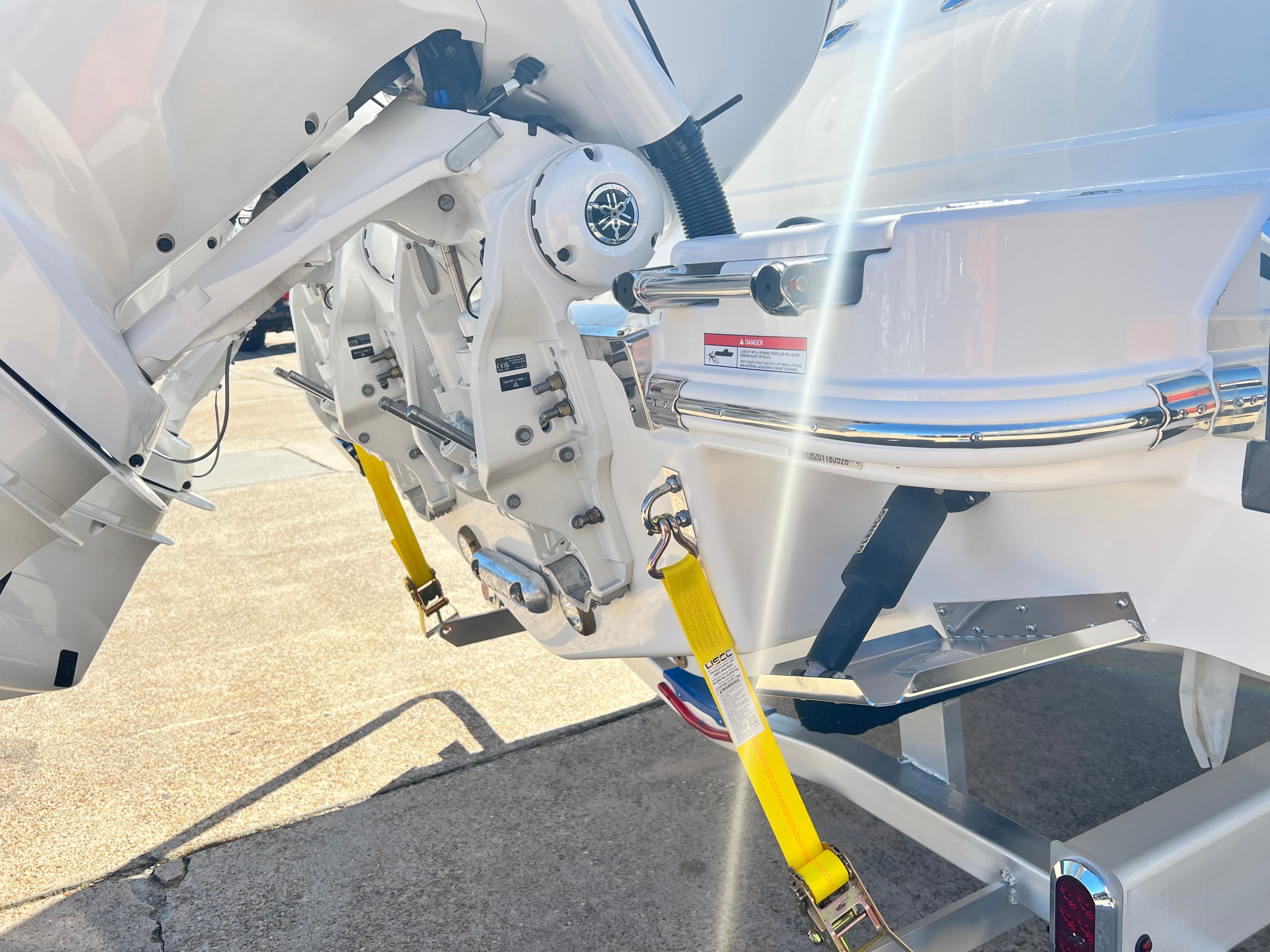 2026 Robalo R270 Center Console - 25