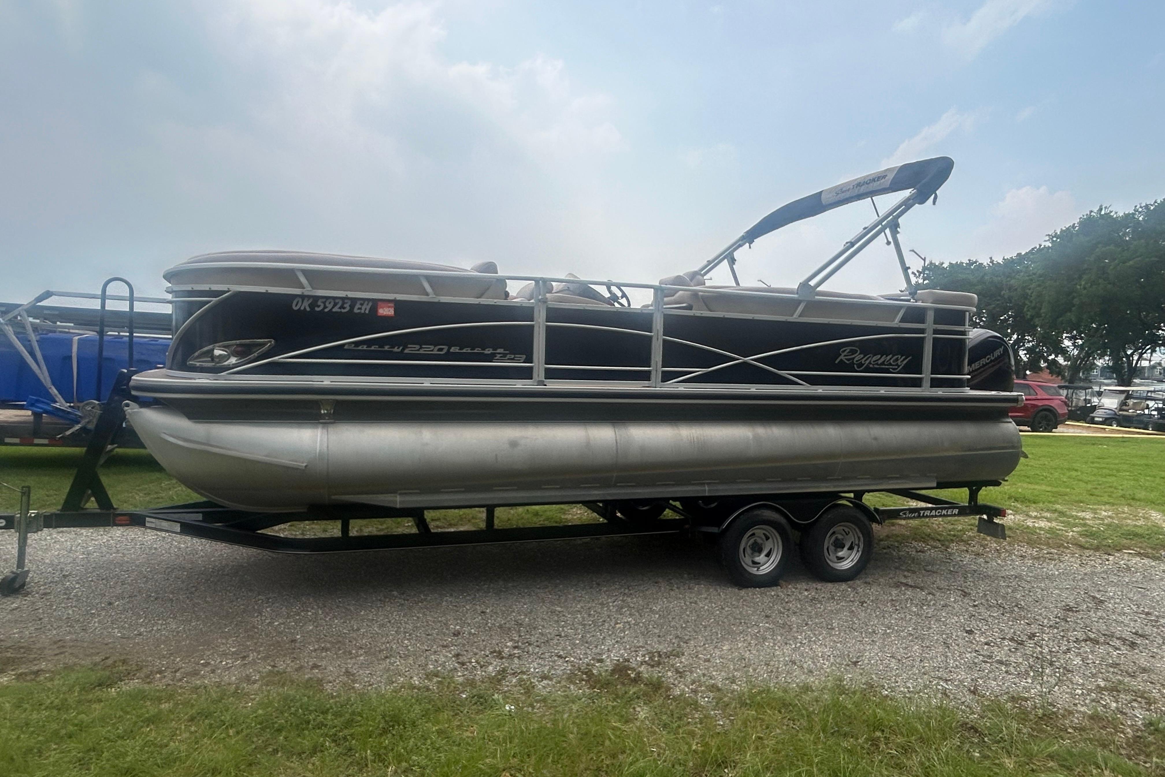 2014 Regency 220 DL3