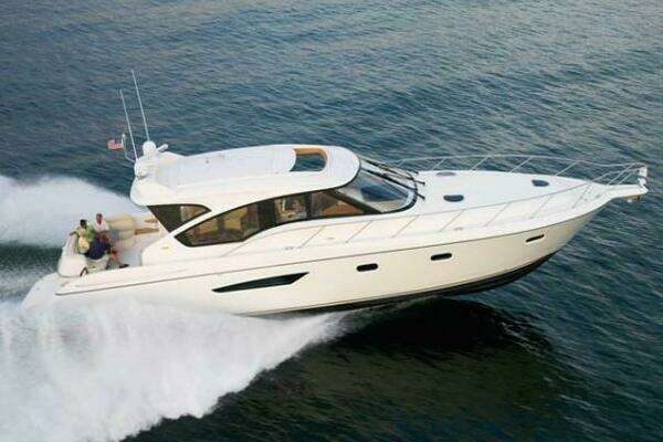 2010 Tiara Yachts 5800 Sovran