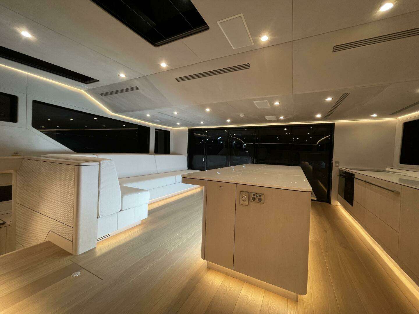 2027 McConaghy Boats MC63p Offshore - Image 17