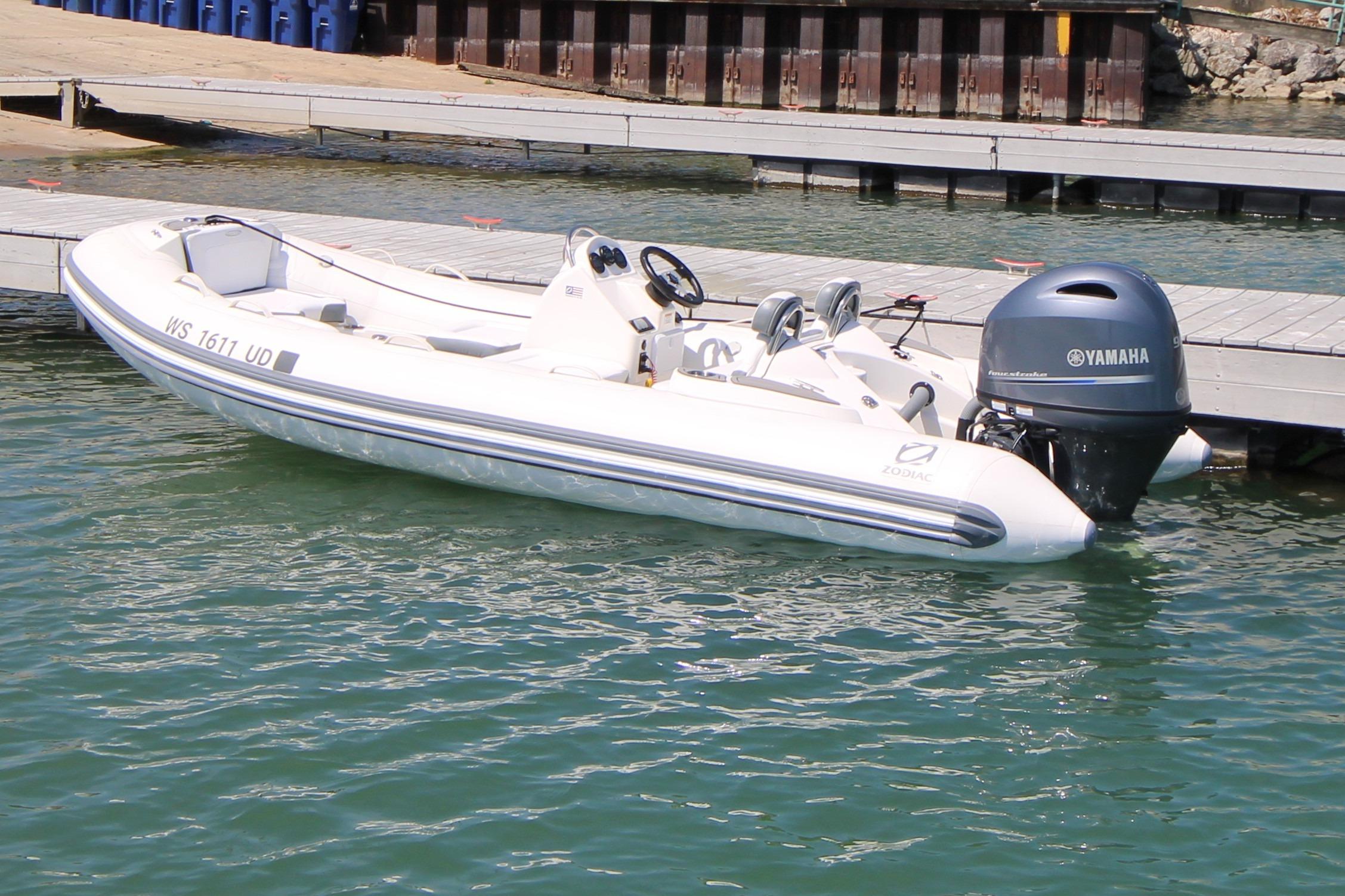 2023 Zodiac Yachtline 490