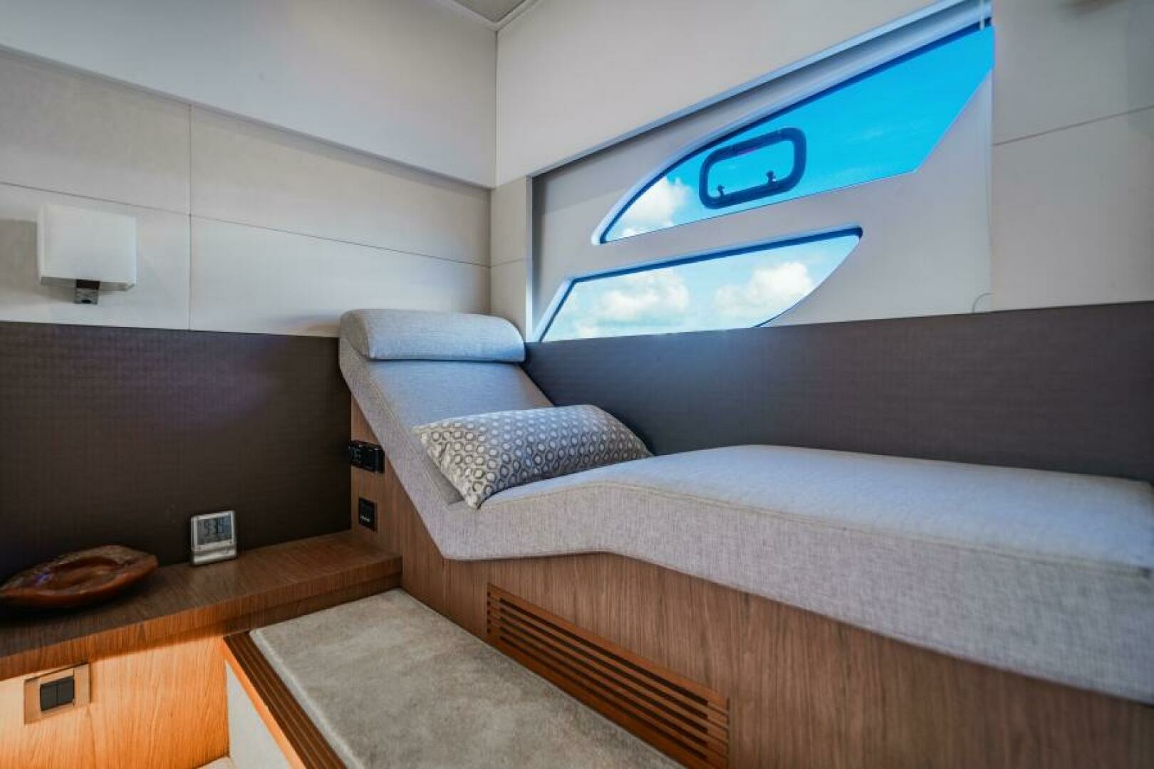 2016 Beneteau Gran Turismo 49 - Image 71
