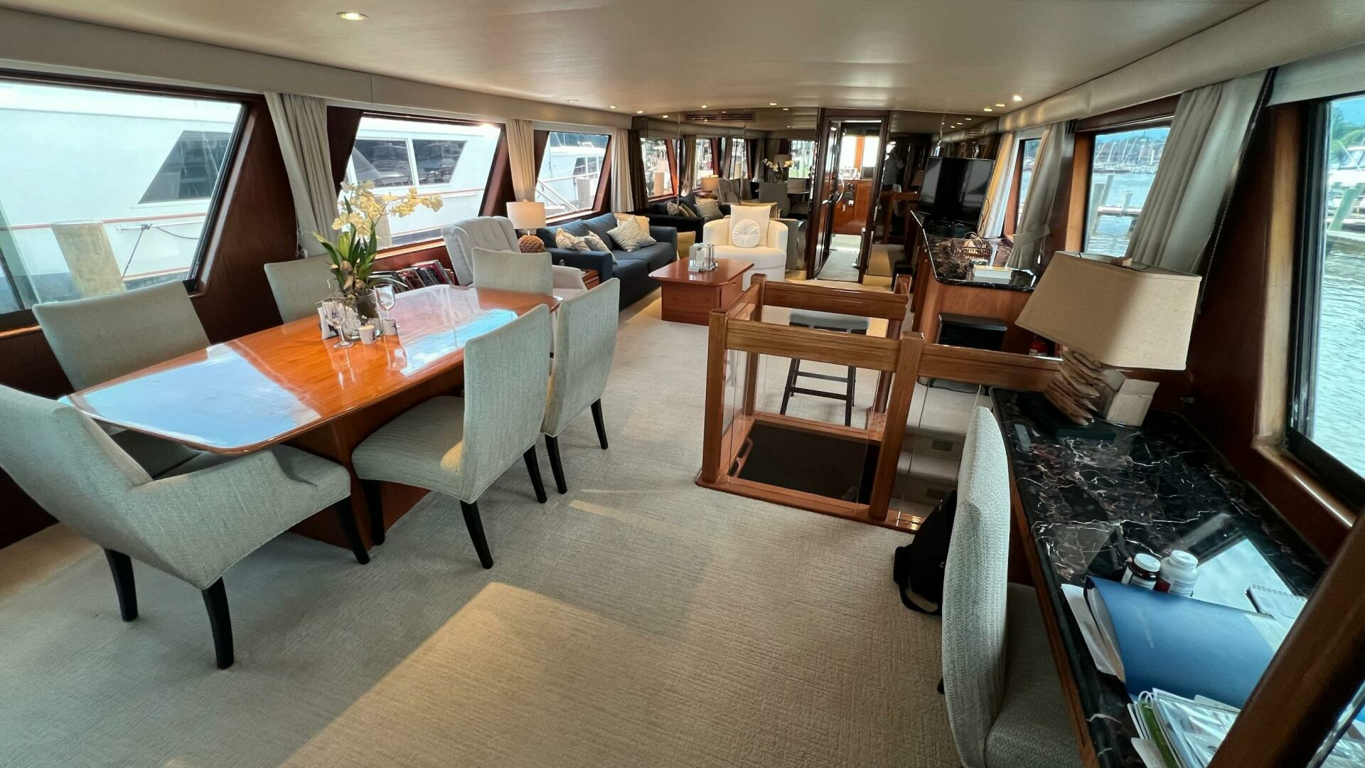 1987 Hatteras Motoryacht - Image 20