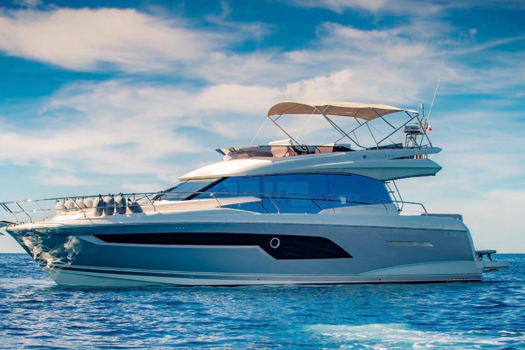 2018 Prestige 520