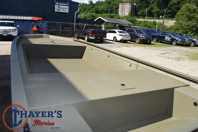2026 Tracker Grizzly 1648 Utility - 2