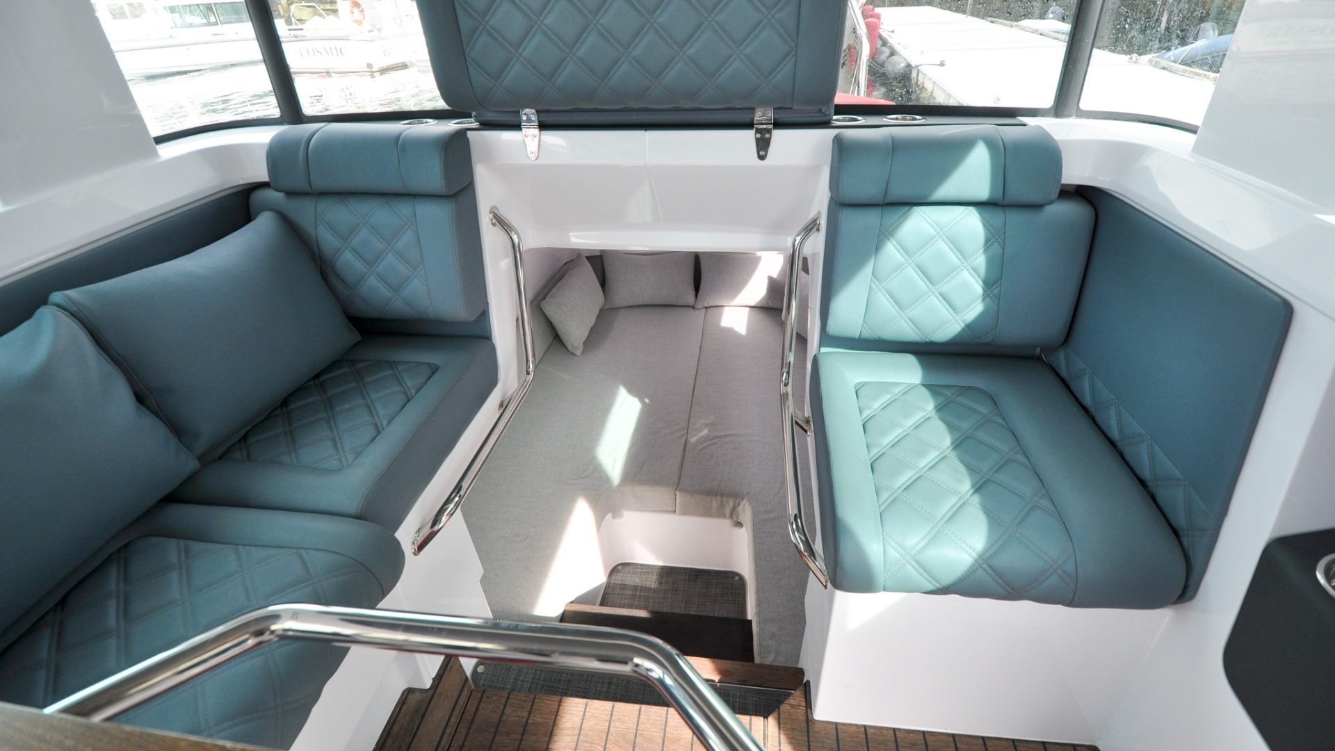 2022 Axopar 37XC - Image 65
