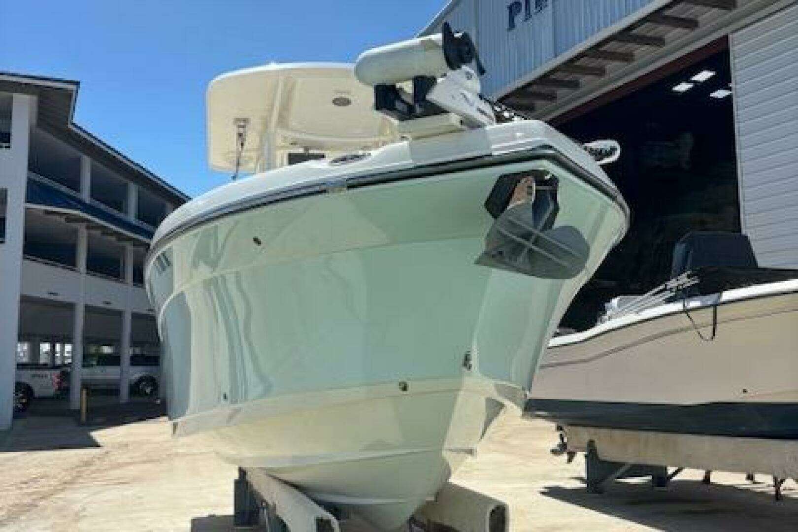2018 Century 2600 Center Console - Image 28