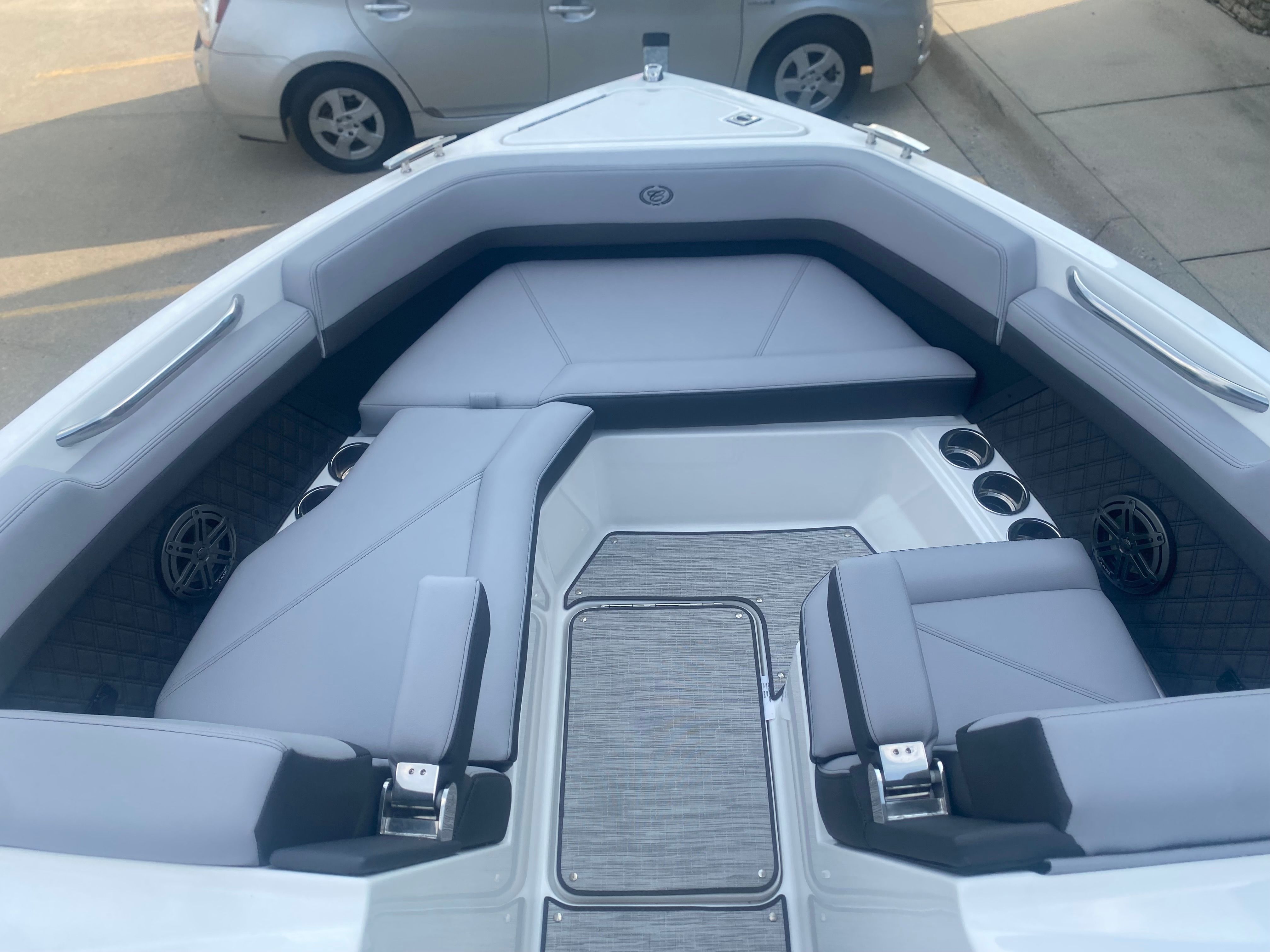 2026 COBALT R6 - Image 8