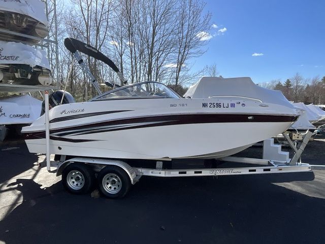 2021 Hurricane SunDeck 191 OB
