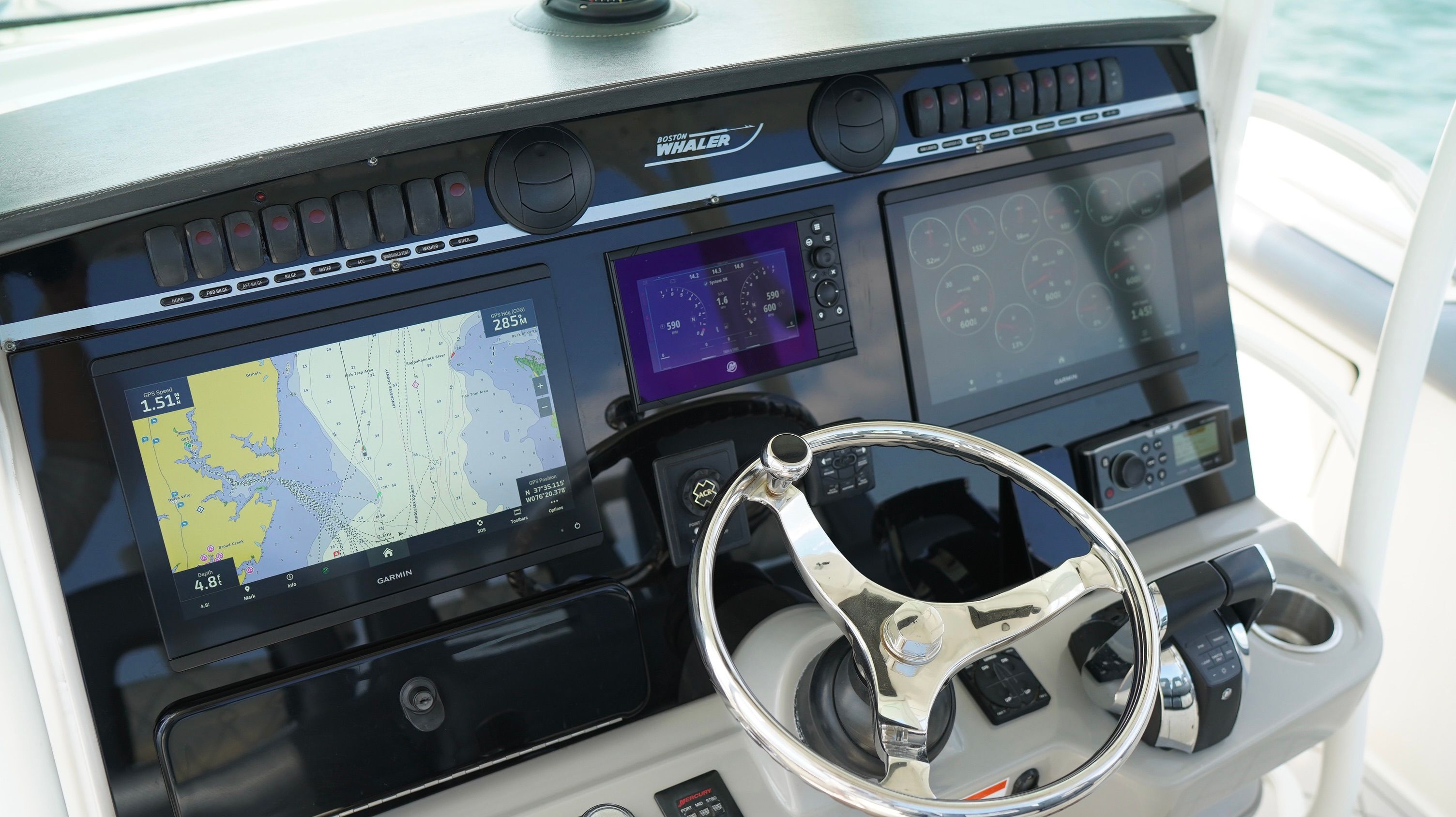 2013 Boston Whaler 350 Outrage - 34