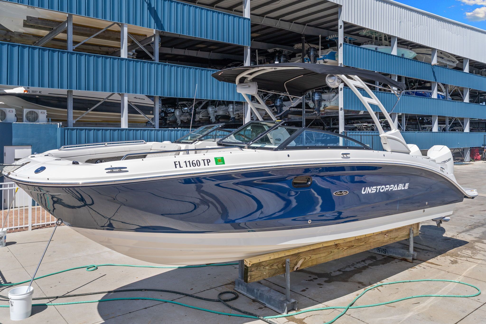 2023 Sea Ray SDX 290 Outboard - 6