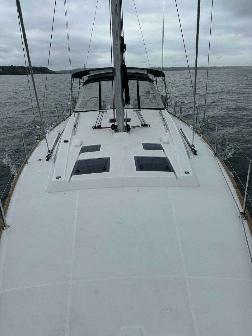 2017 Beneteau Oceanis 45 - Image 19