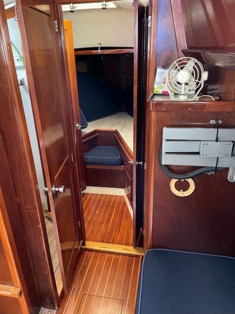 1980 Bristol 35.5 Keel/CB - Image 13