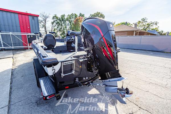 2024 Recon 985 SC boat with powerful outboard motor at Lakeside Marina.