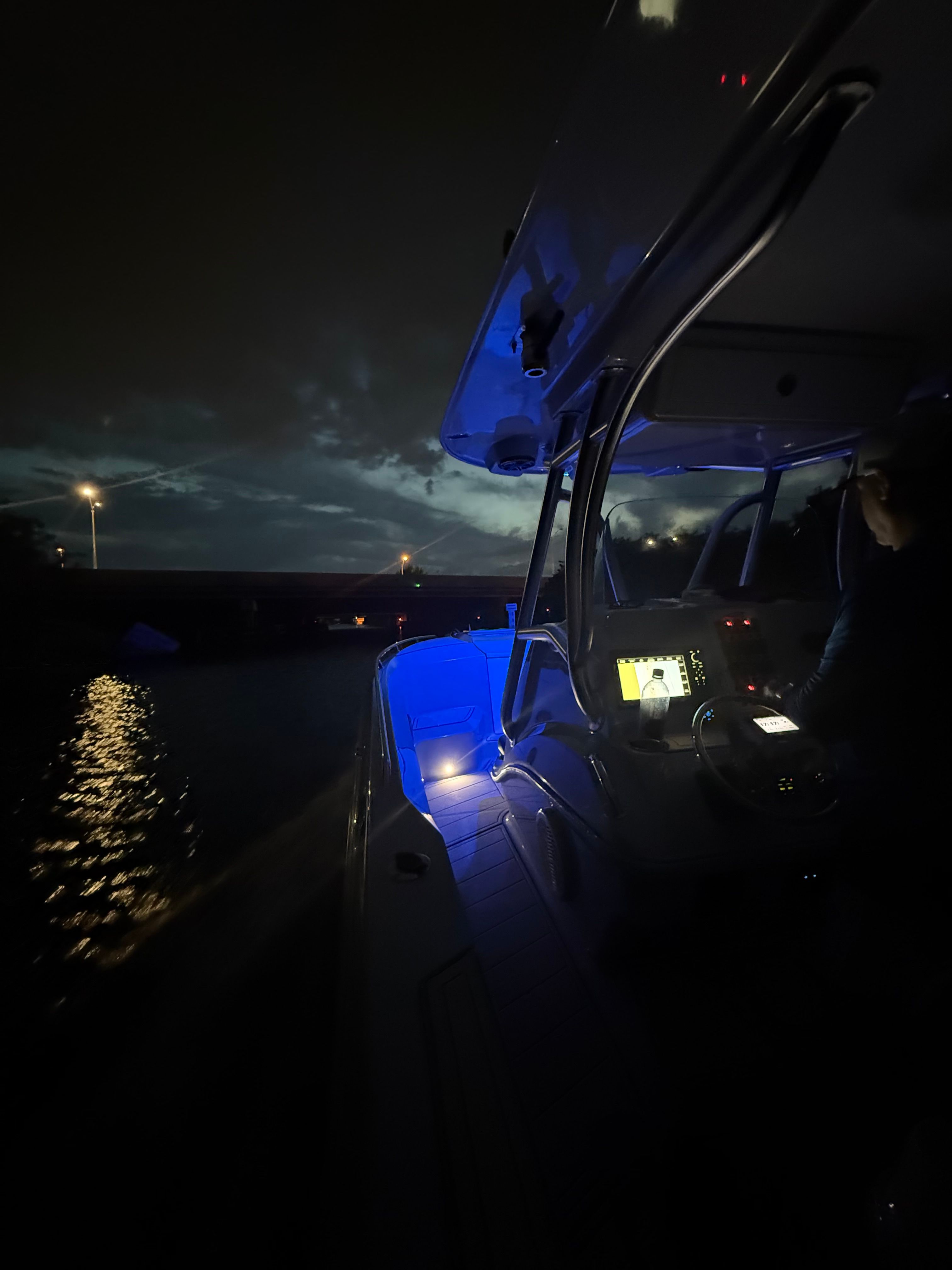 2004 Baja 340 Sportfish - 23