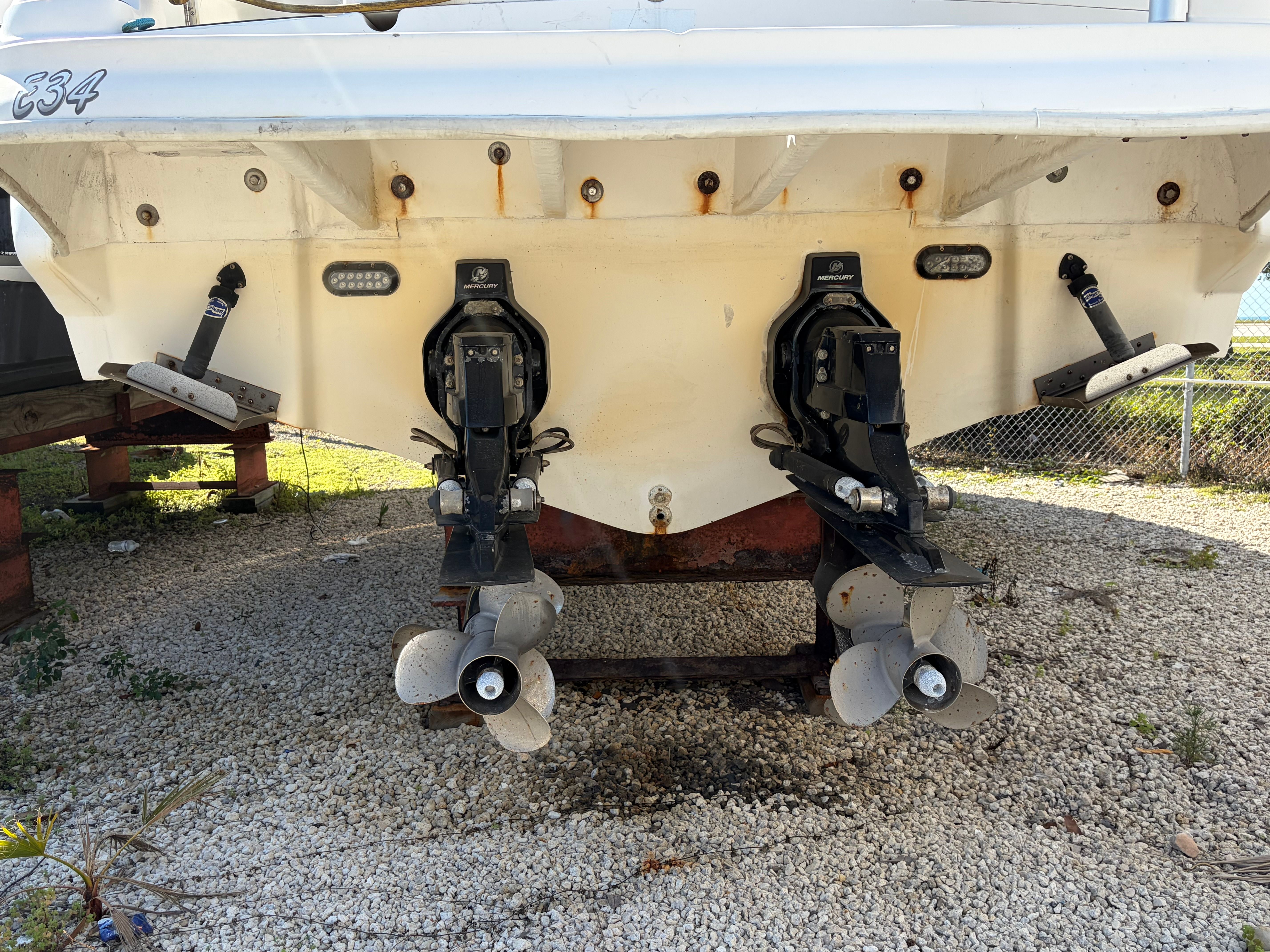 2006 Sea Ray 300 Sundancer - 12