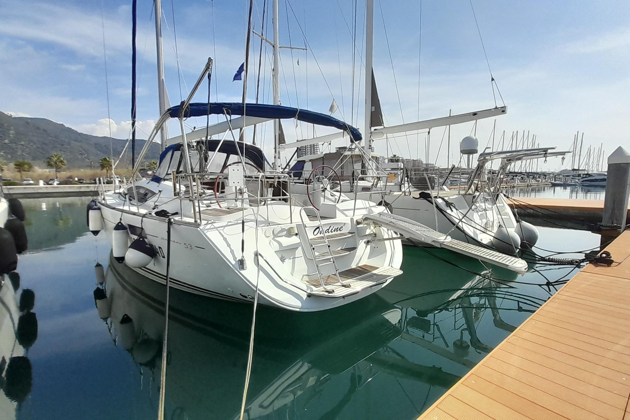 2011 Jeanneau 53