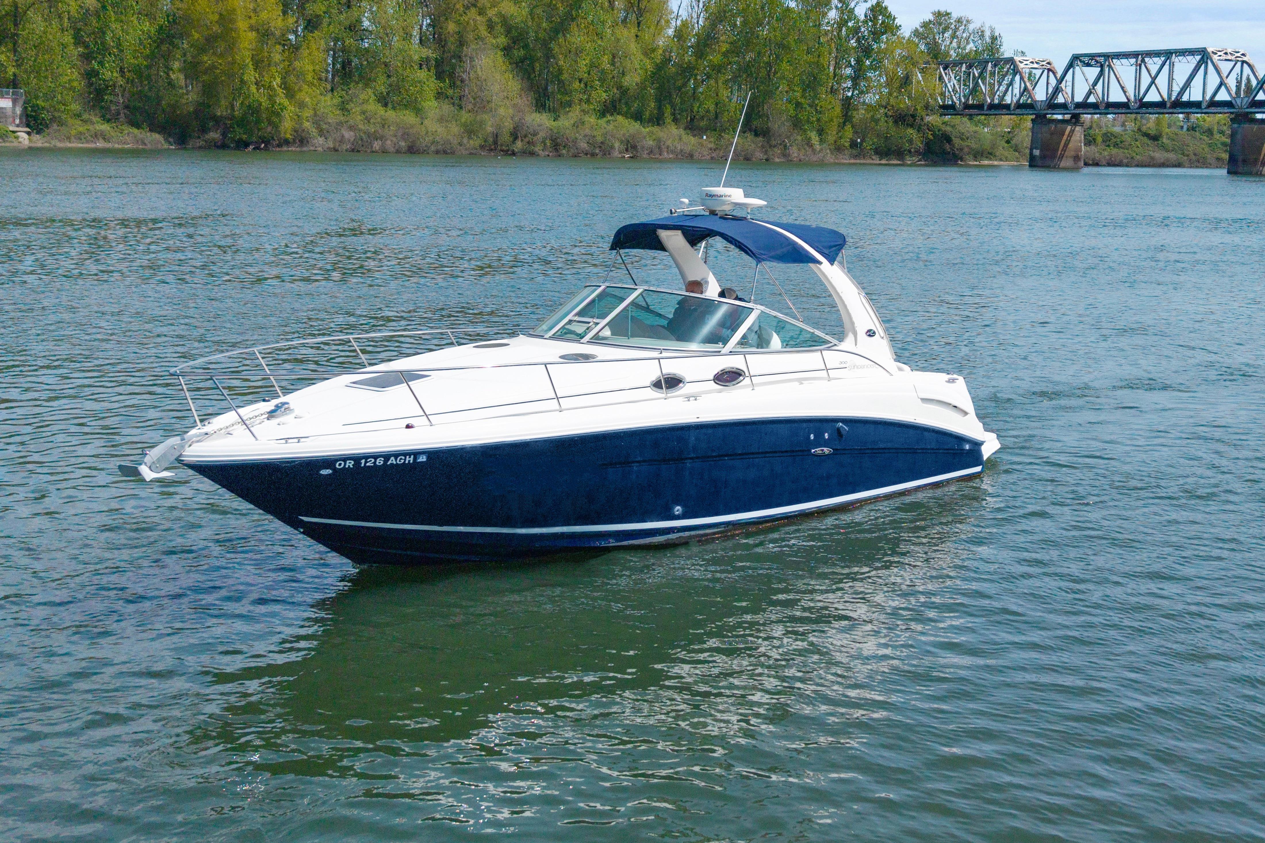 2005 Sea Ray 300 Sundancer