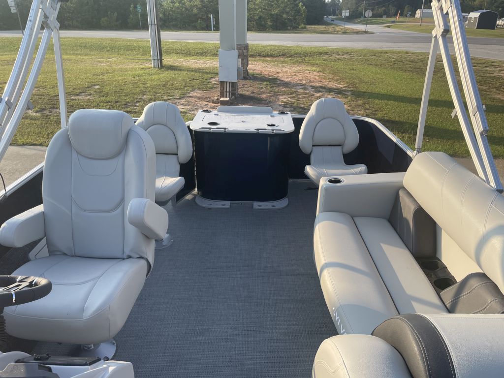 2022 Sylvan 820 PF Mirage - 8