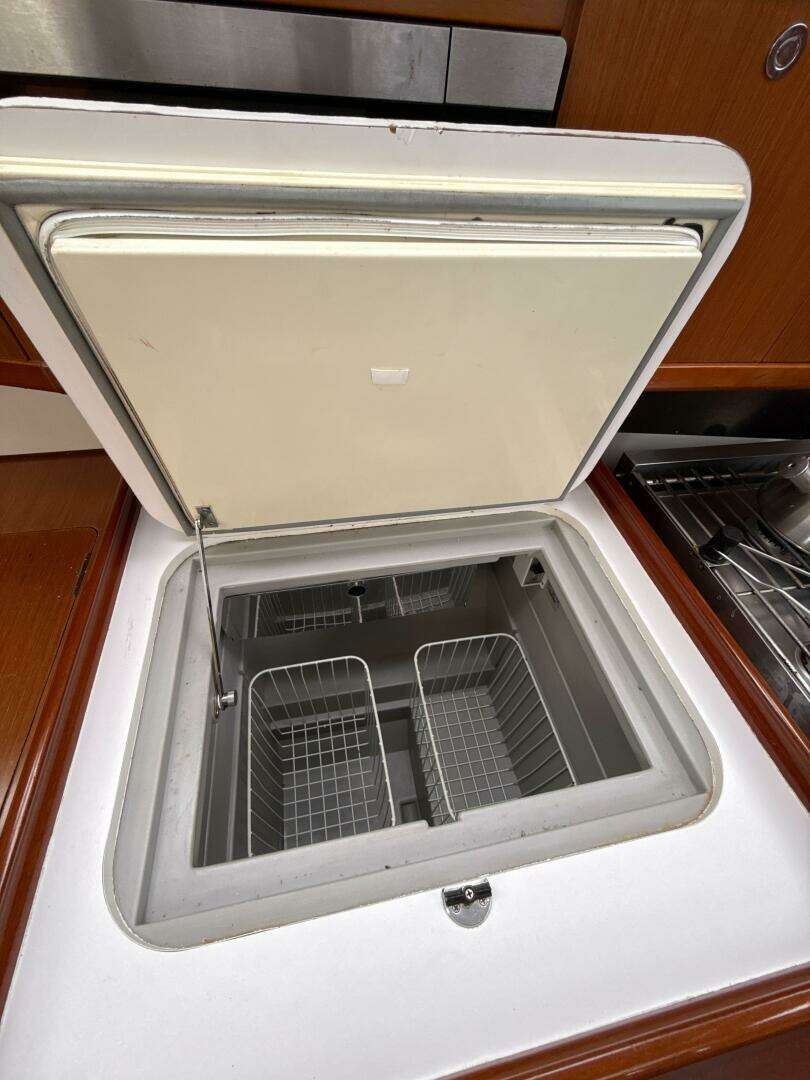 2012 Beneteau 43 - Image 76