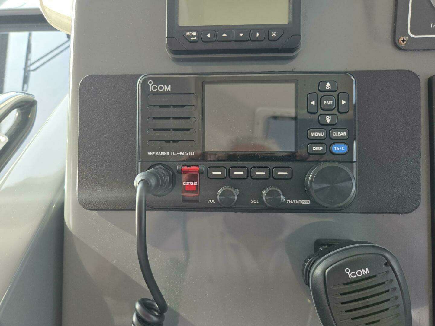 2001 Tiara Yachts 3800 Express - Image 17