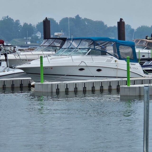 1996 Larson Cabrio 280