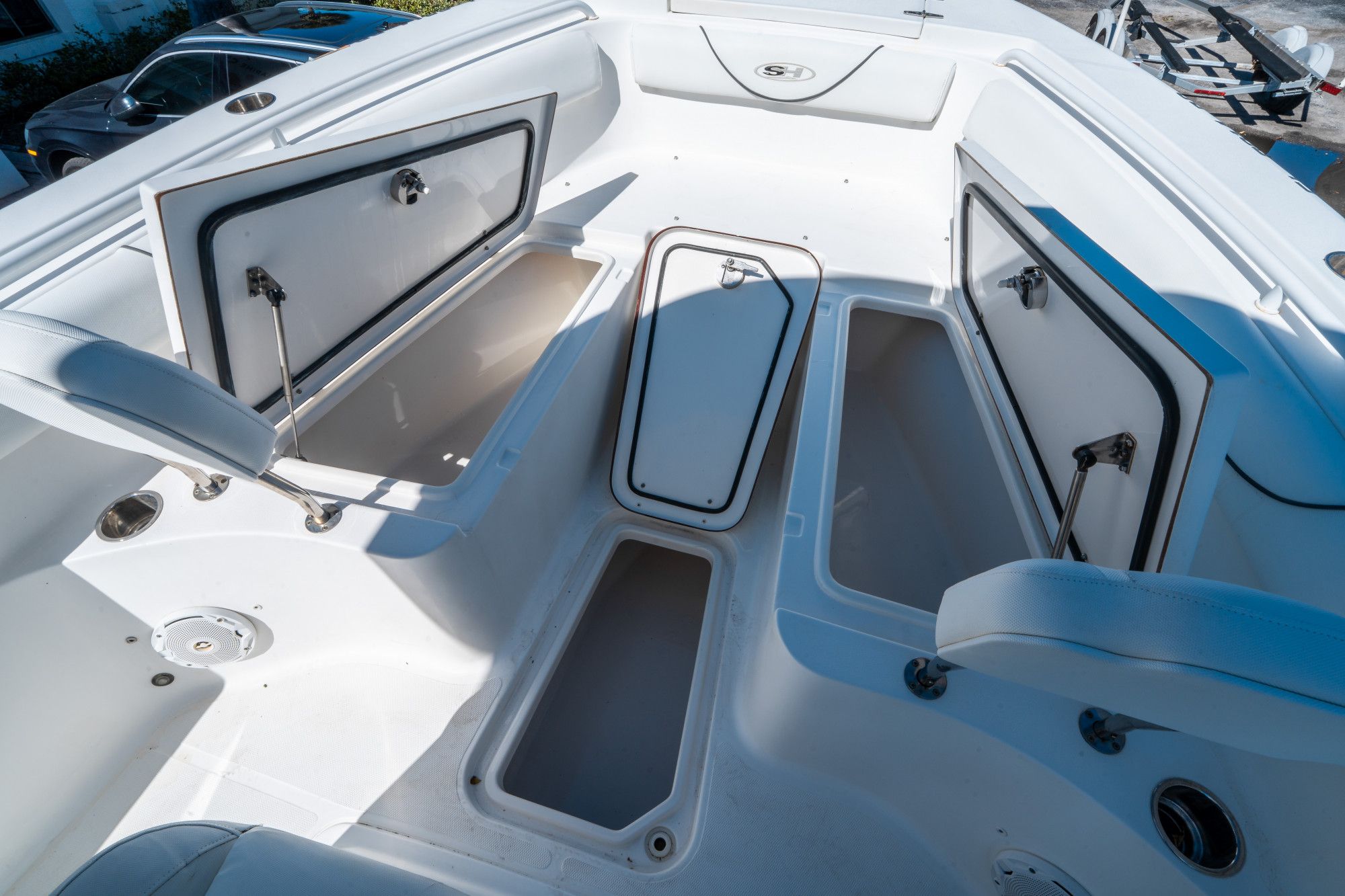 2016 Sea Hunt Gamefish 25 - 20