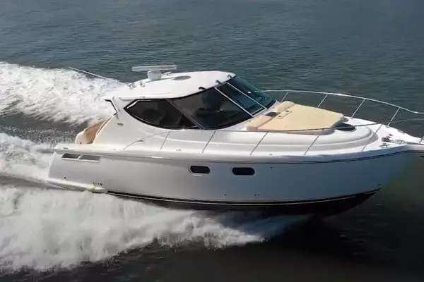 2008 Tiara Yachts 3900 Sovran