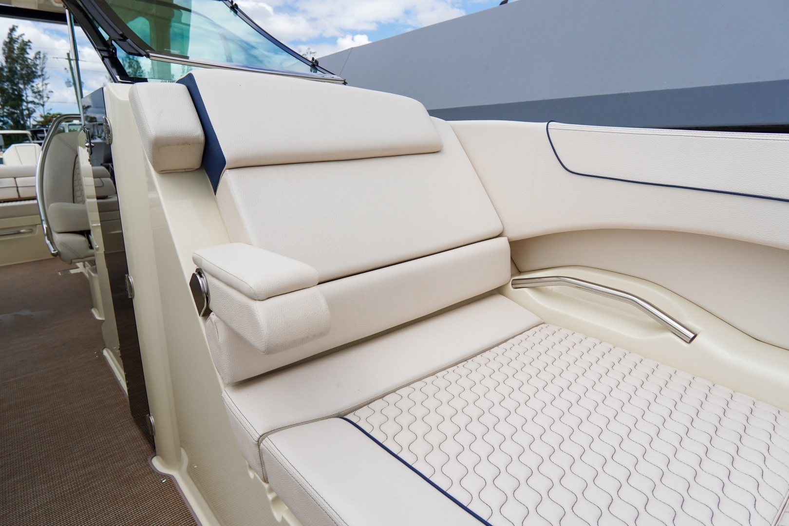 2024 Chris-Craft Launch GT - Image 59