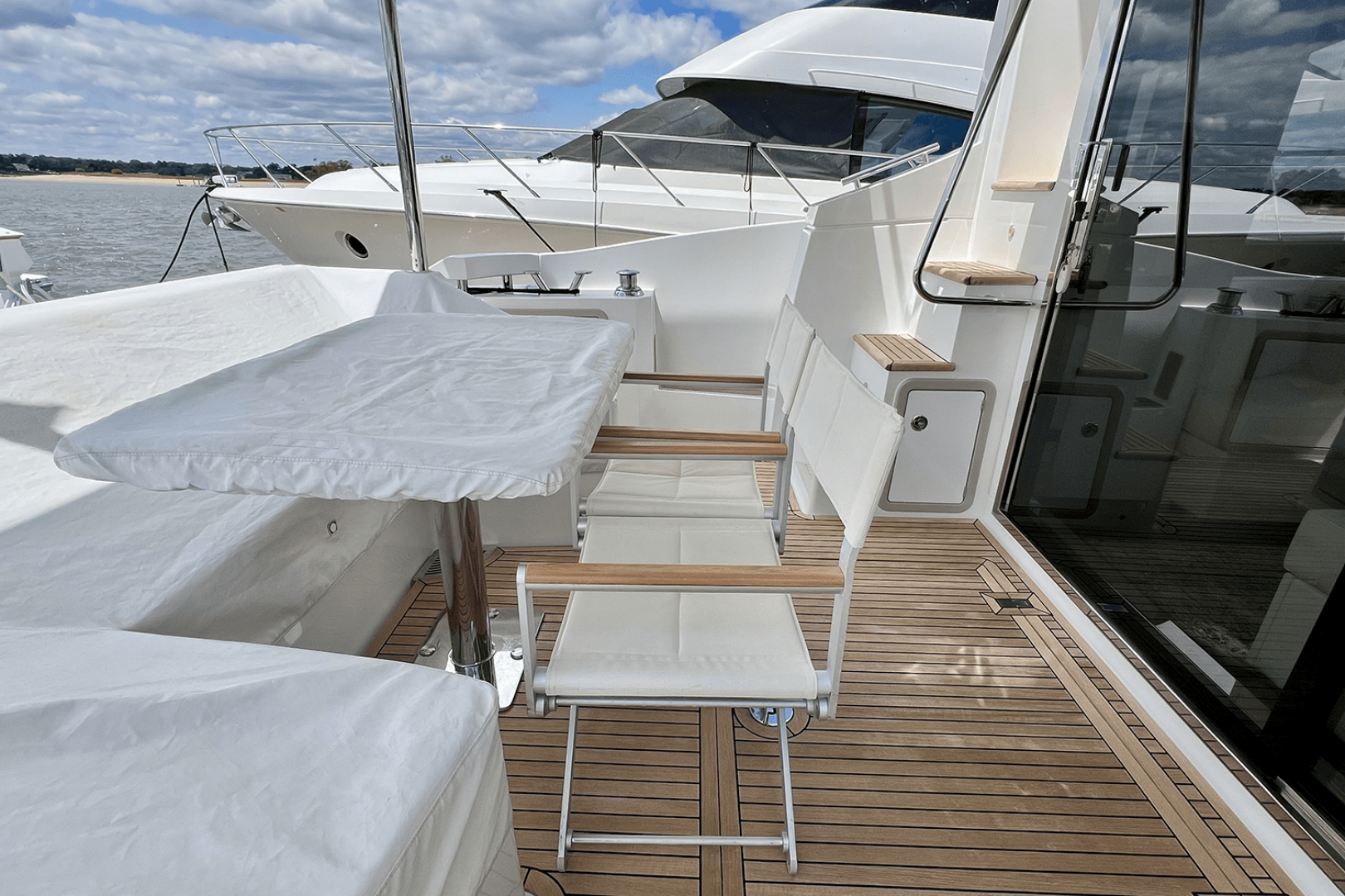 2019 Azimut 50 FLYBRIDGE - Image 12