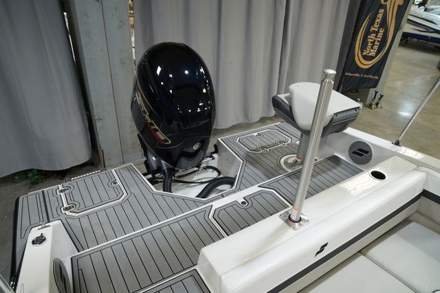 2026 Starcraft SVX 211 OB - 17