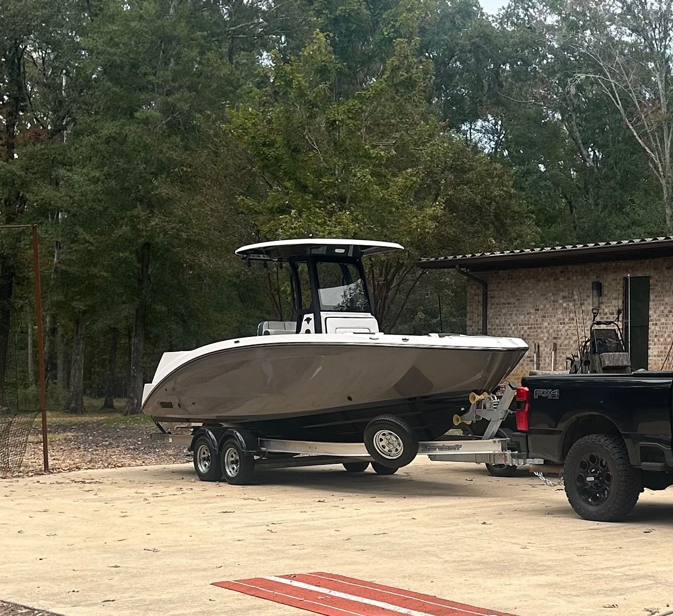 2023 Yamaha Boats 252 FSH Sport - 5