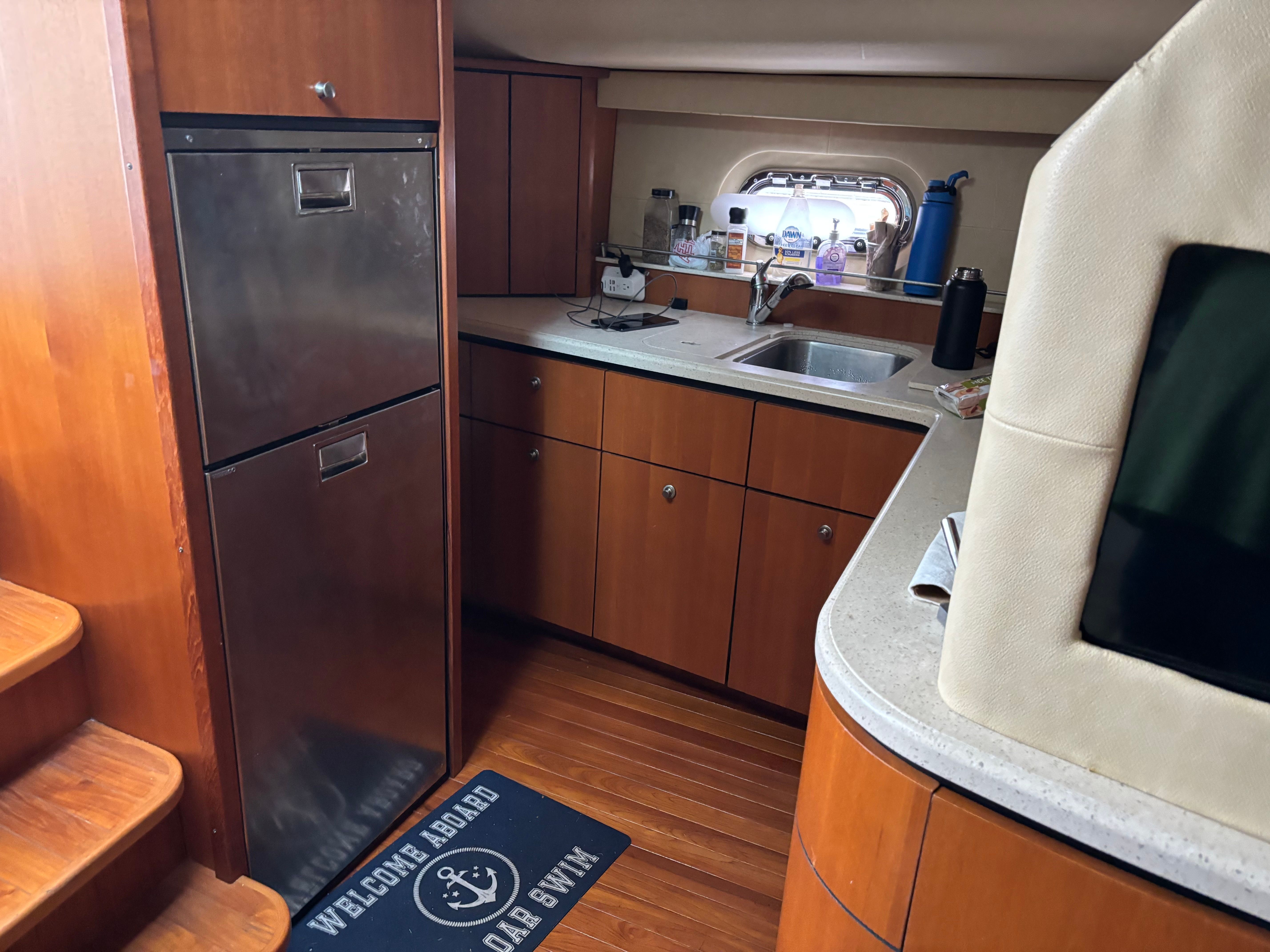 2006 Tiara Yachts 4400 Sovran - 9