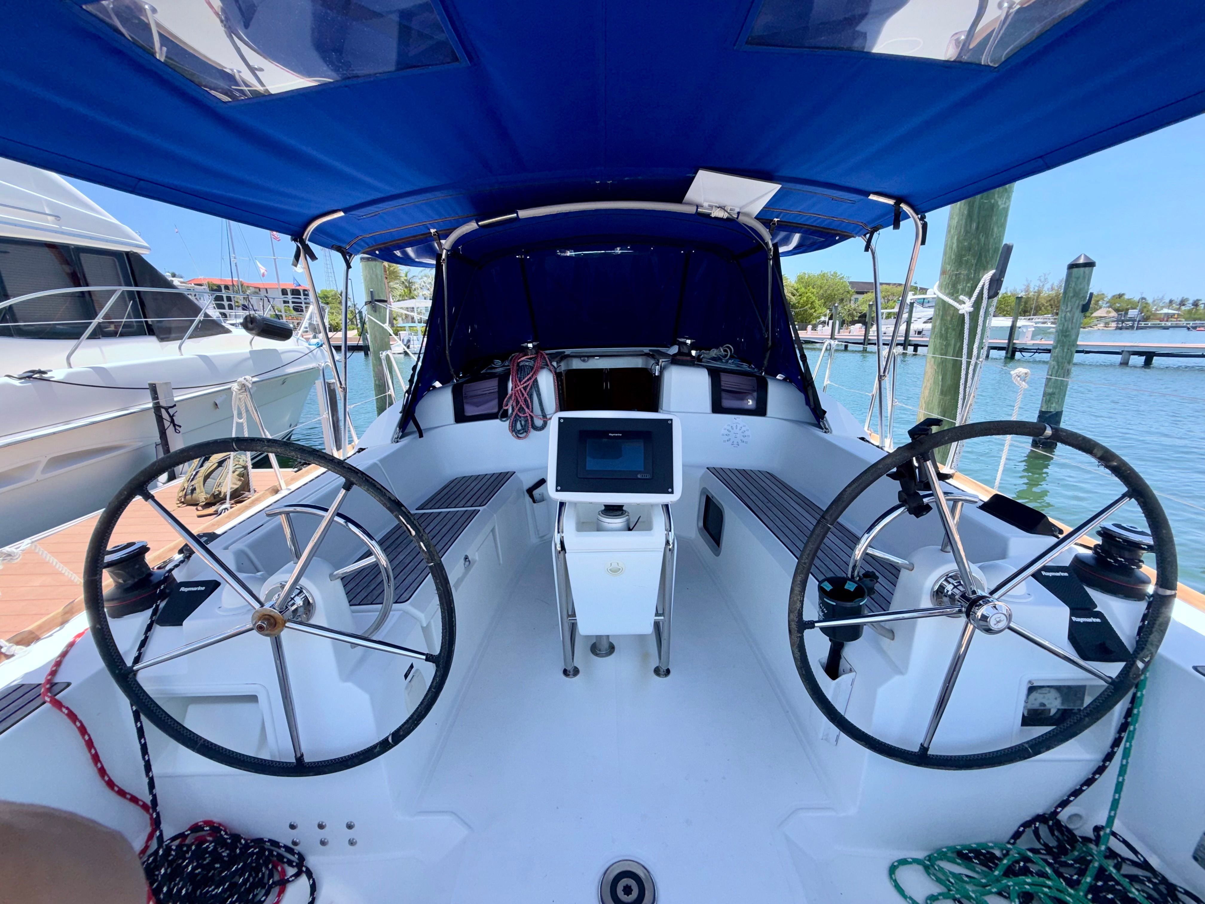 2018 Jeanneau Sun Odyssey 389 - 6
