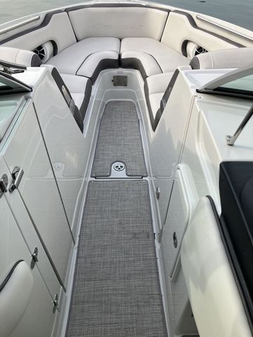 2023 Crownline 270 XSS - 23