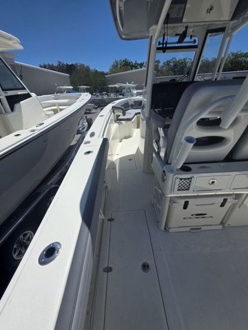 2026 Cobia 285 Open Center Console - 16