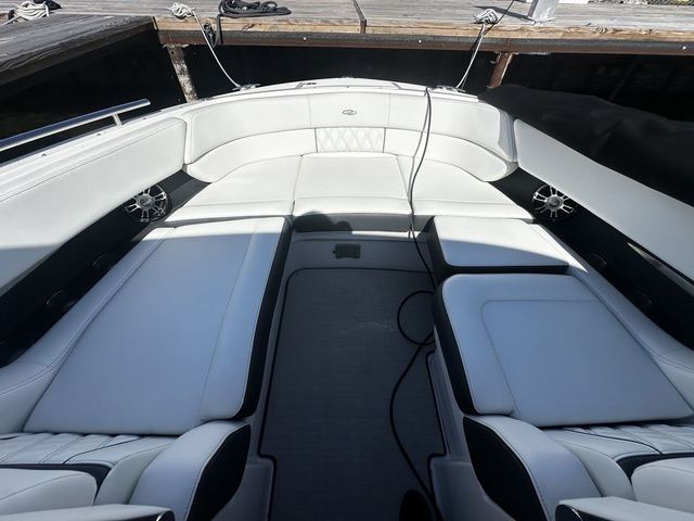 2023 Regal 2800 Bowrider - 7