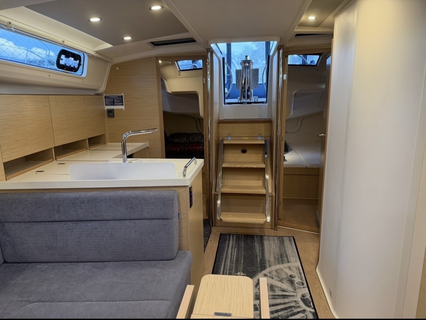 2022 Hanse 418 - Image 16