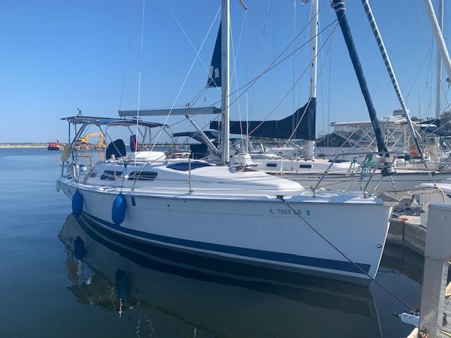 2005 Hunter 33