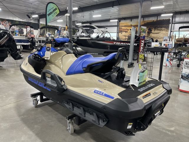 2026 Sea-Doo Wake 170 BRP Premium Audio, iDF, iBR - 5