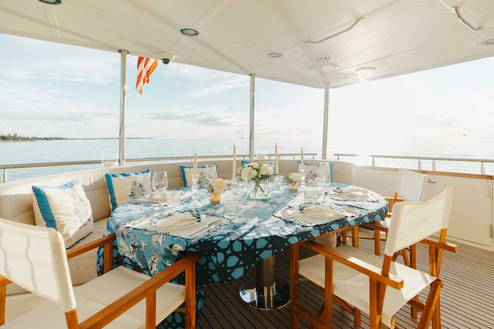 2007 President Tri-Deck - Image 18