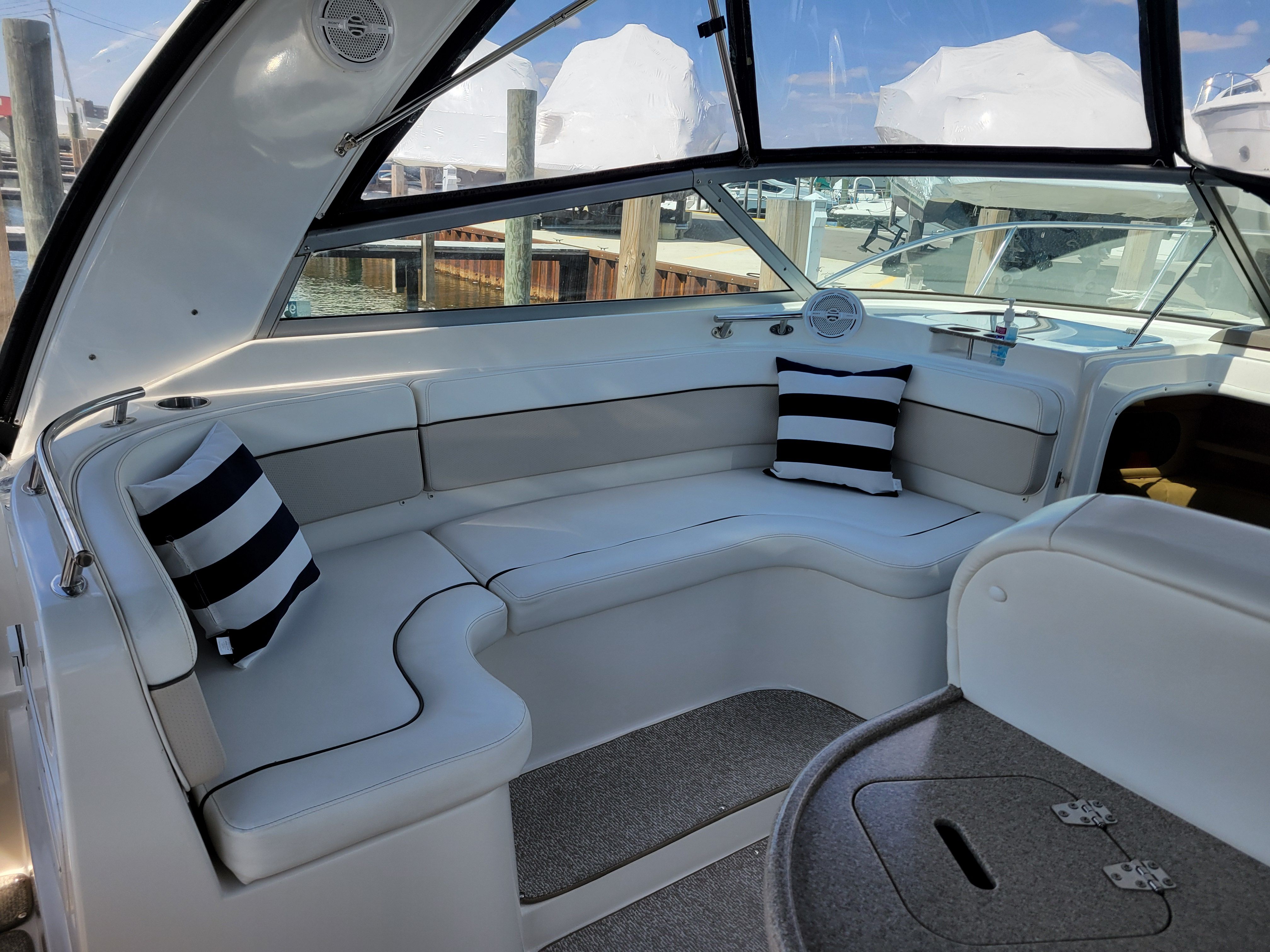 2008 Rinker Express Cruiser - 11